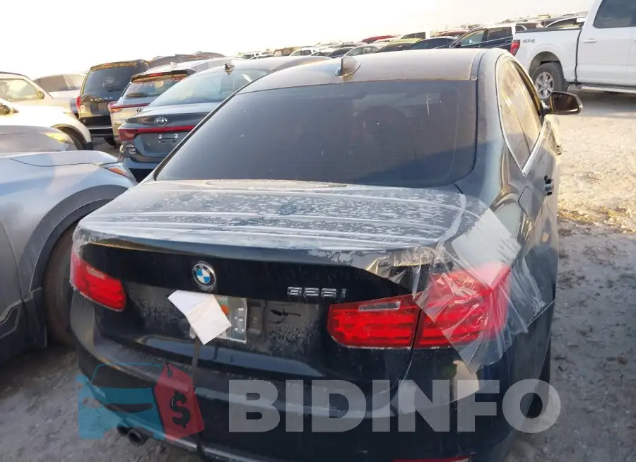 WBA3A5G55FNS89068 Photo# 16