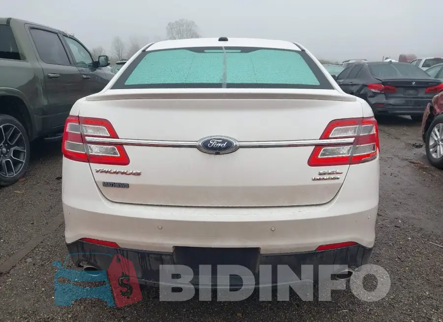 1FAHP2E86FG172693 Photo# 16