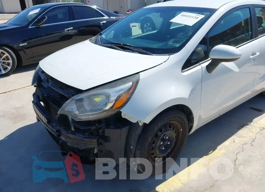 KNADM4A33G6573596 Photo# 6