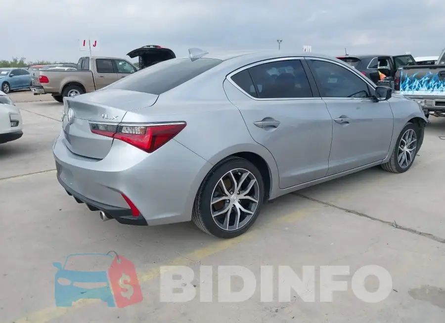 19UDE2F71MA002456 Photo# 4