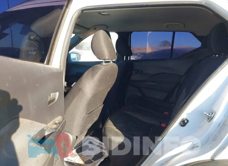 3N1CP5CU4JL525512 Photo# 8