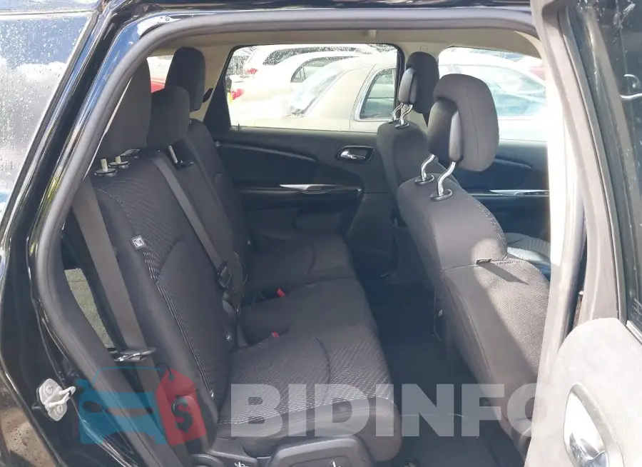 3C4PDCAB7GT105250 Photo# 8