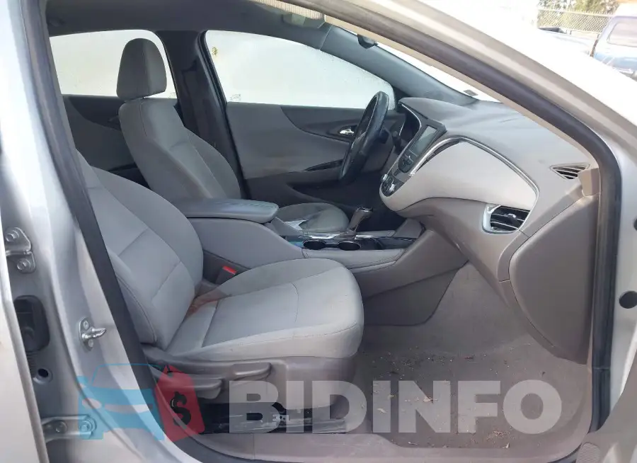 1G1ZD5ST0JF114183 Photo# 5