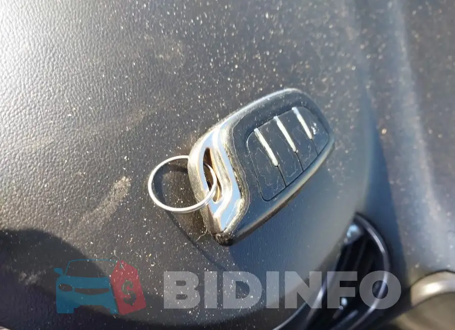 1G1ZD5ST5KF139727 Photo# 11
