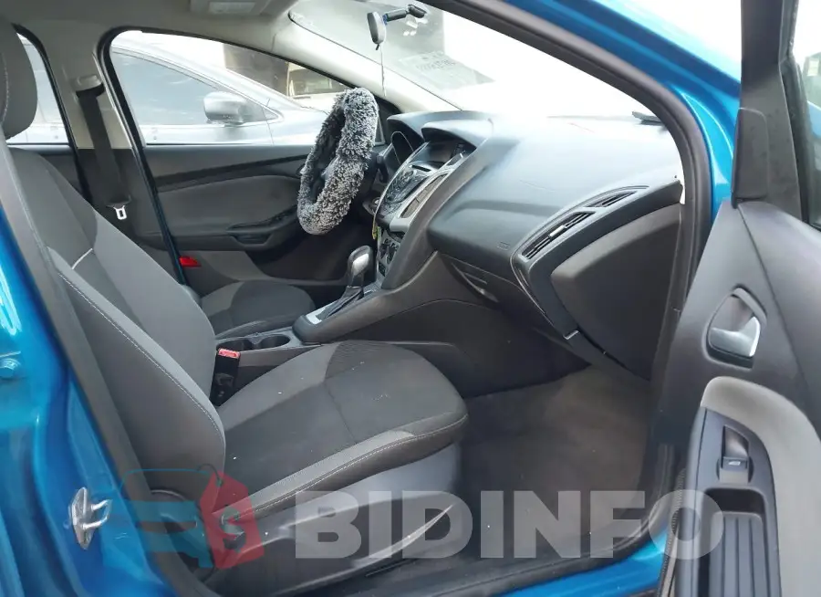 1FADP3F27EL108022 Photo# 5