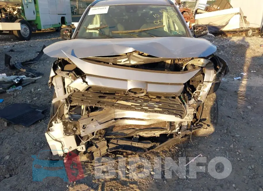 JTMP1RFV4KD008083 Photo# 6