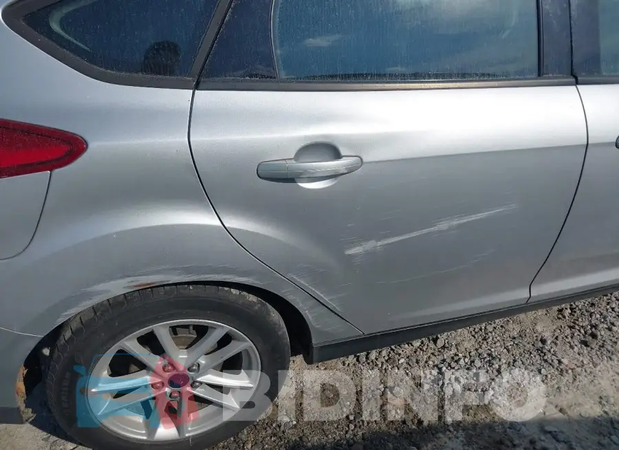 1FADP3K22GL269466 Photo# 6