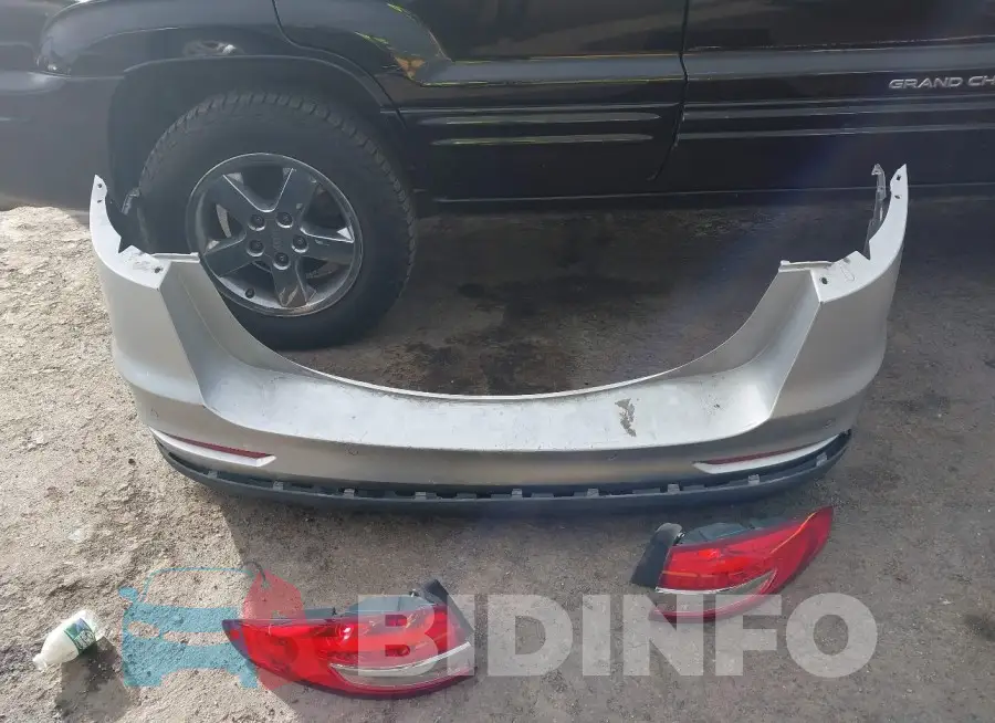 3FA6P0LU4KR206340 Photo# 12