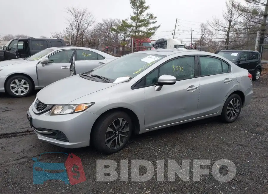 19XFB2F83FE241757 Photo# 2