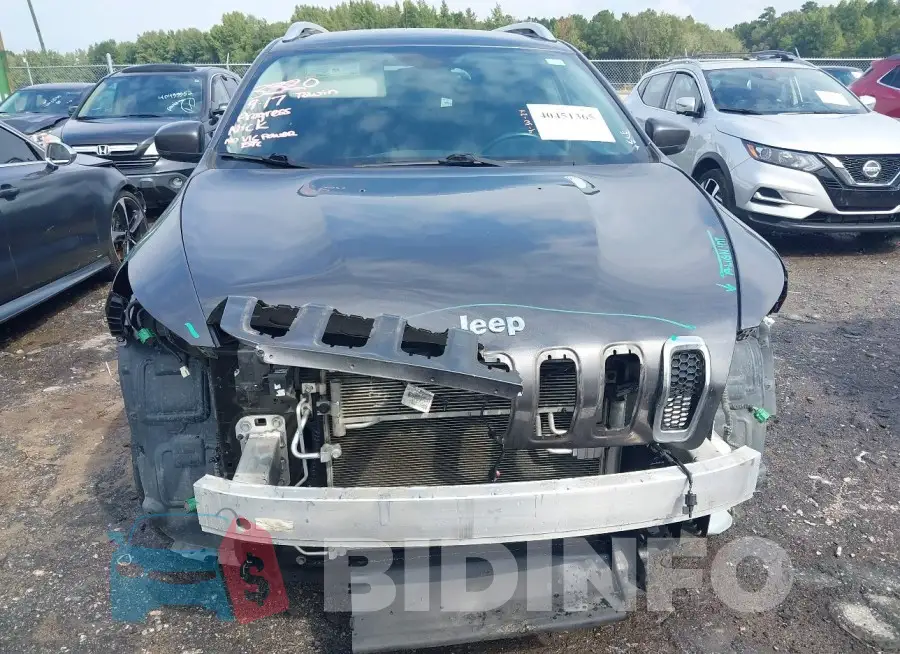 1C4PJLLB1JD552143 Photo# 13