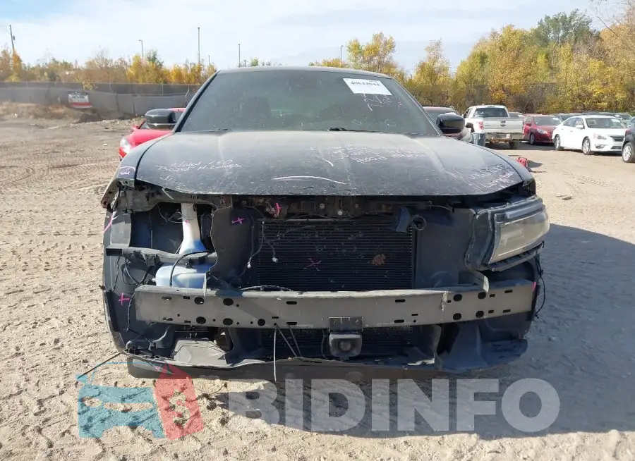 2C3CDXJG4FH832679 Photo# 6