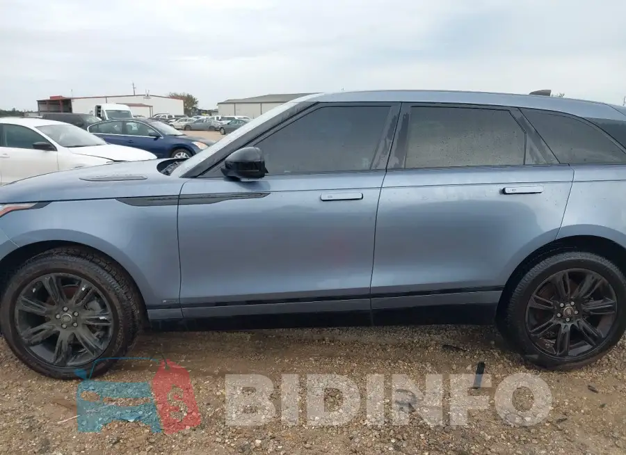 SALYL2RX3JA773152 Photo# 14