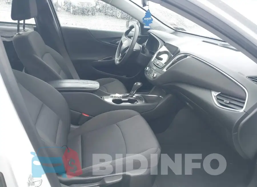 1G1ZD5ST5LF086061 Photo# 5