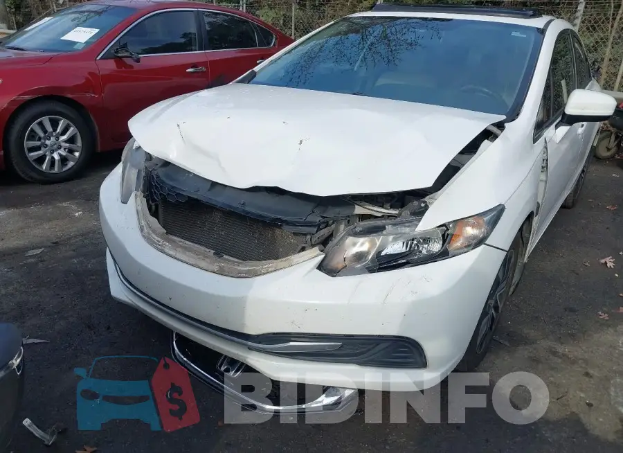 19XFB2F84FE010530 Photo# 6