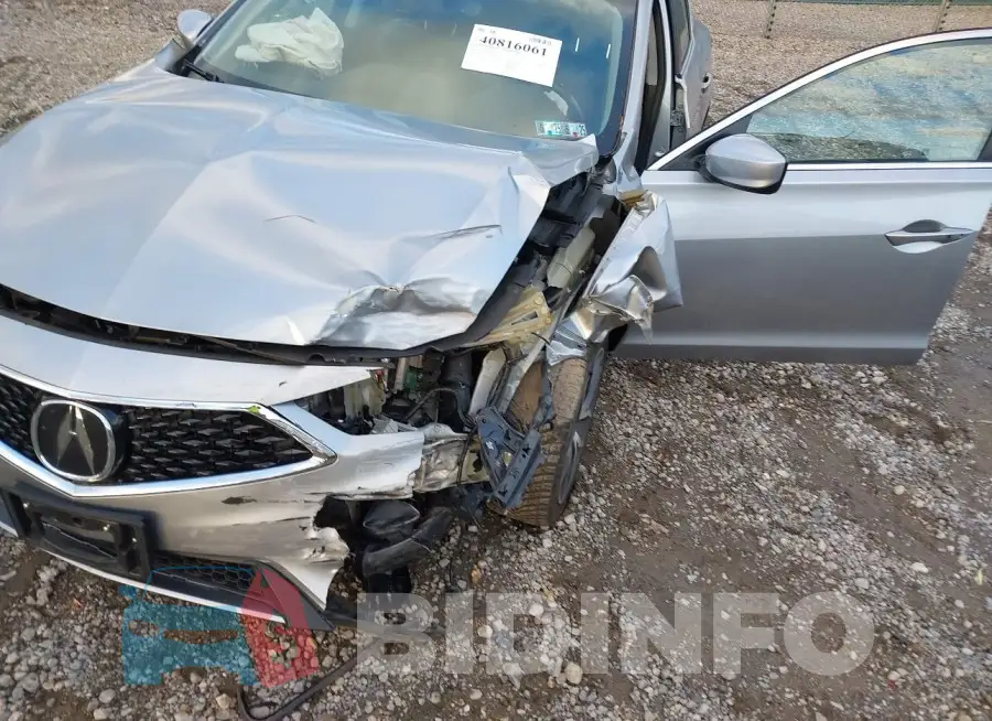 19UDE2F78MA004432 Photo# 6