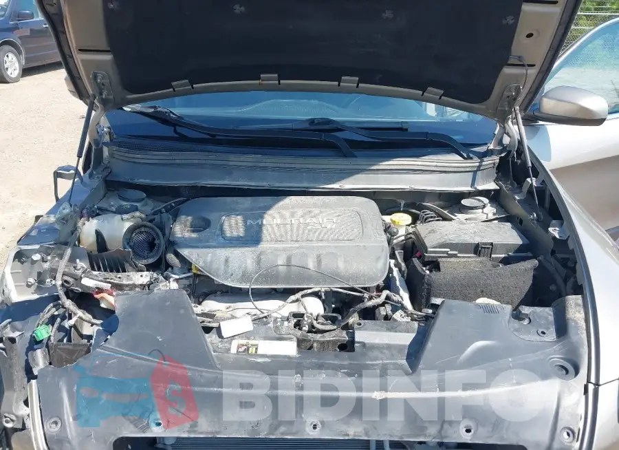 1C4PJLCB3HW650086 Photo# 10