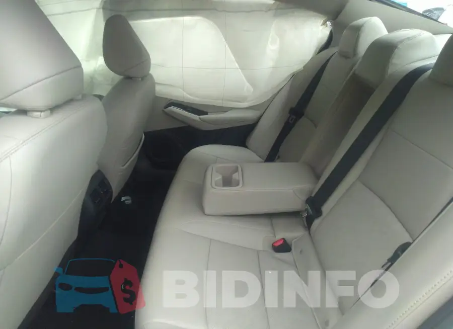 1N4BL4EW7RN312813 Photo# 8