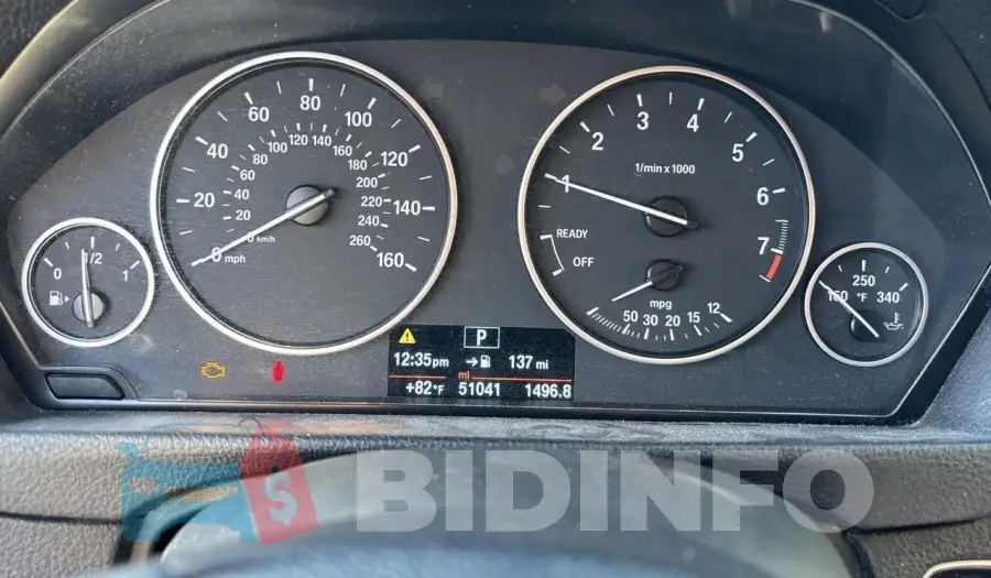 WBA8A9C53JAD28021 Photo# 7