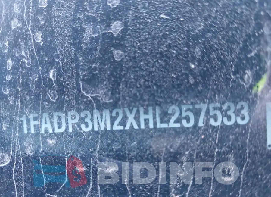 1FADP3M2XHL257533 Photo# 9