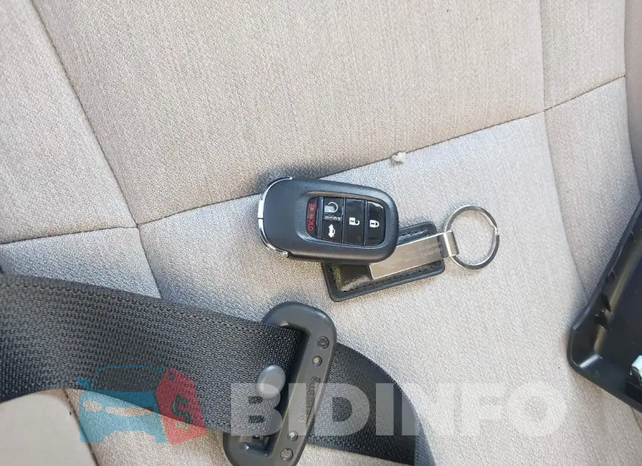 1HGCY1F28RA072108 Photo# 11