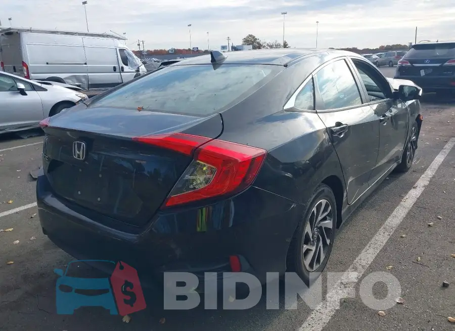 2HGFC2F76HH560194 Photo# 4