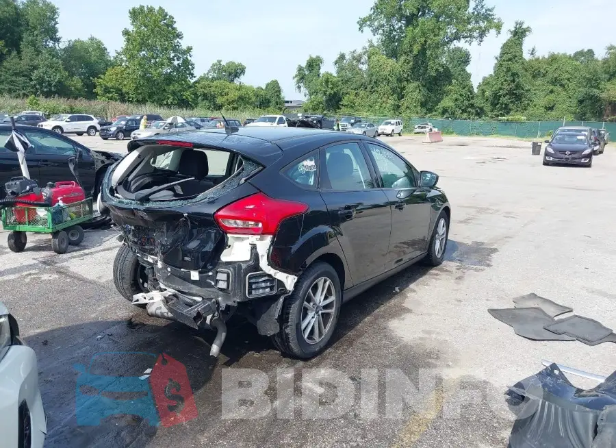 1FADP3K27JL275772 Photo# 4