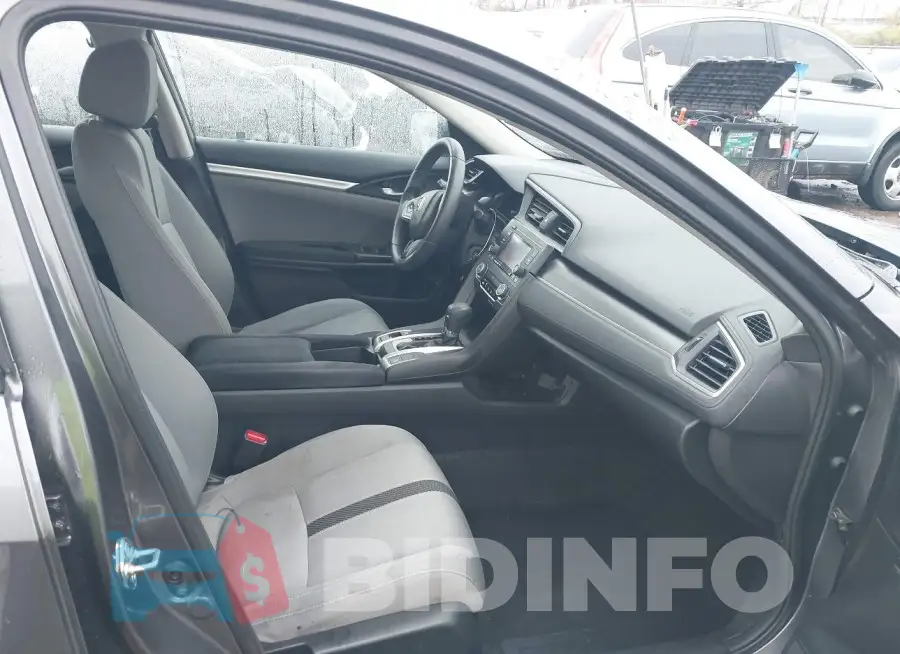 19XFC2F53HE065573 Photo# 5