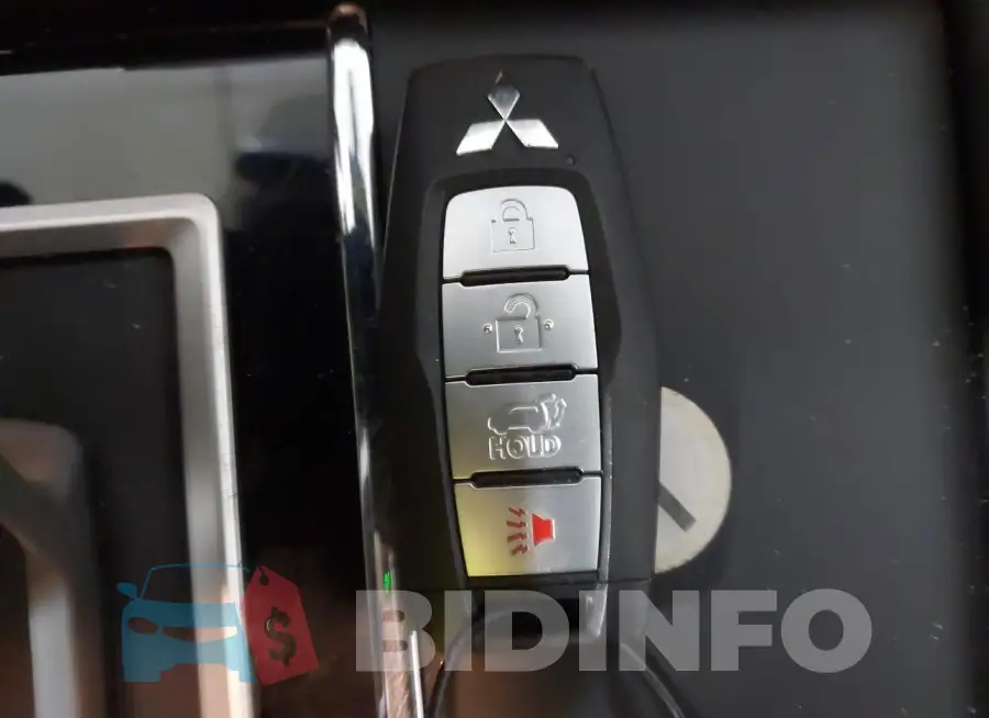 JA4J3UA85PZ031509 Photo# 11