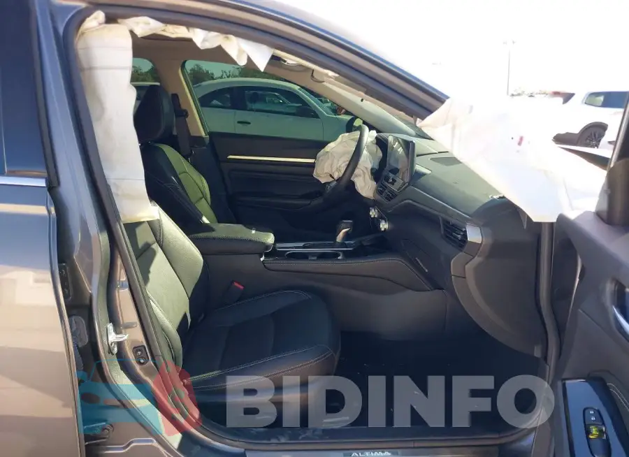 1N4BL4EV7PN414522 Photo# 5