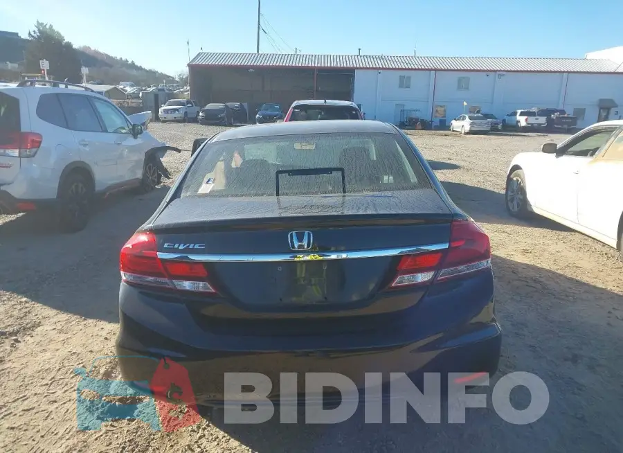 19XFB2F51FE051333 Photo# 16