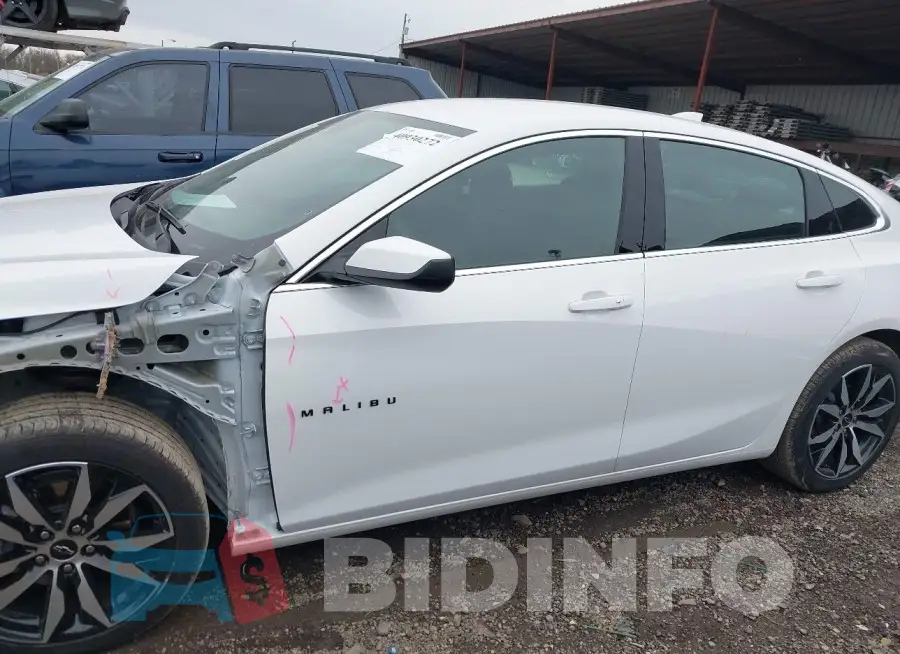 1G1ZG5ST6RF111419 Photo# 15