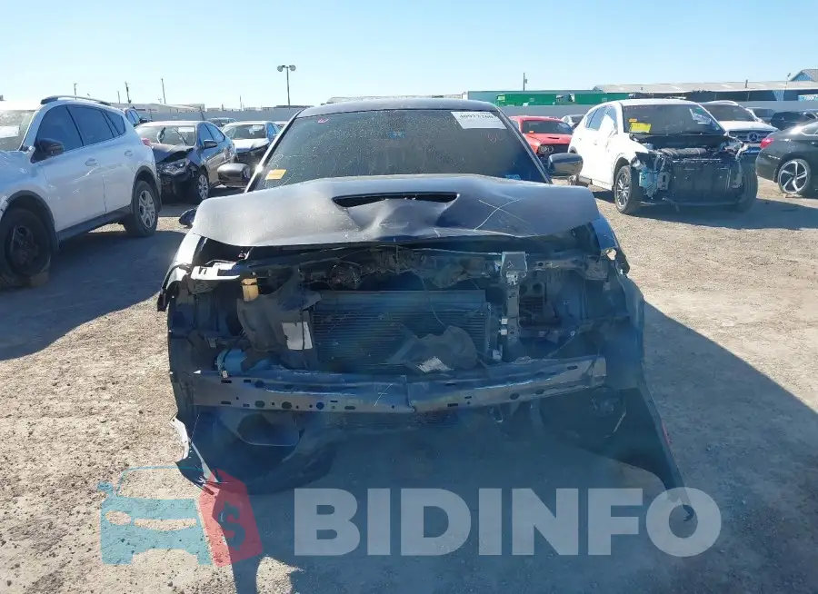 2C3CDXHG4KH597426 Photo# 13