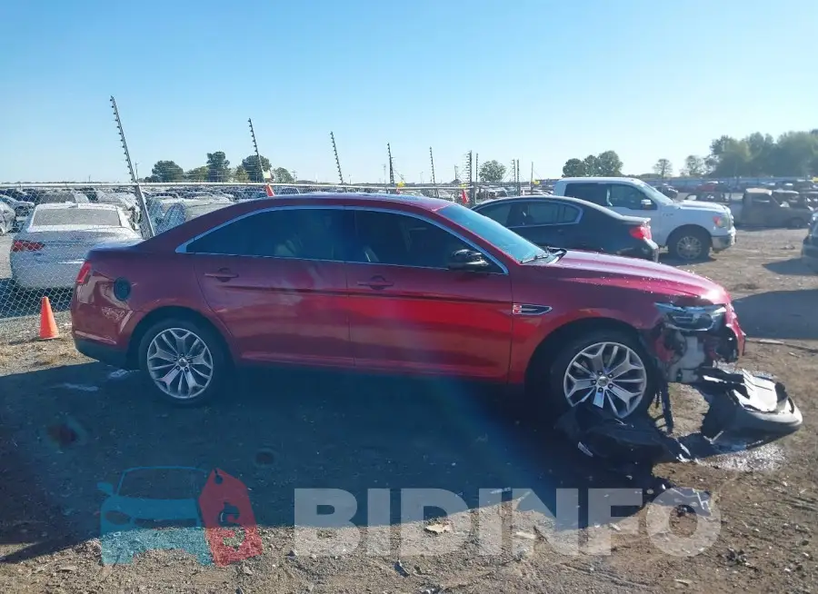 1FAHP2F82HG104151 Photo# 13