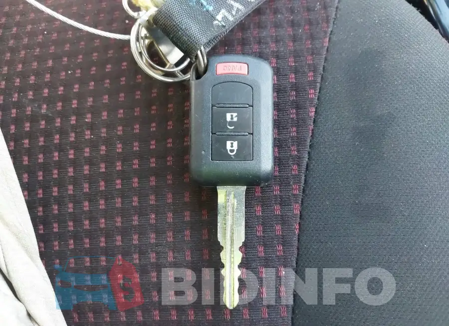 ML32F4FJXLHF09863 Photo# 11