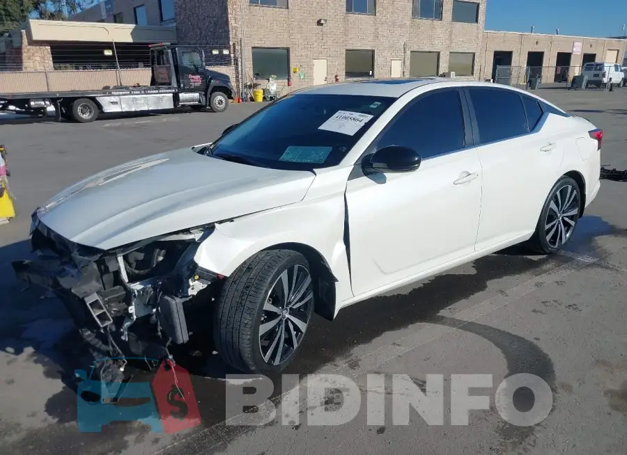 1N4BL4CV4KC137464 Photo# 2