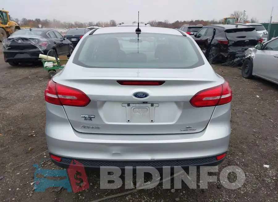 1FADP3F2XGL217674 Photo# 16