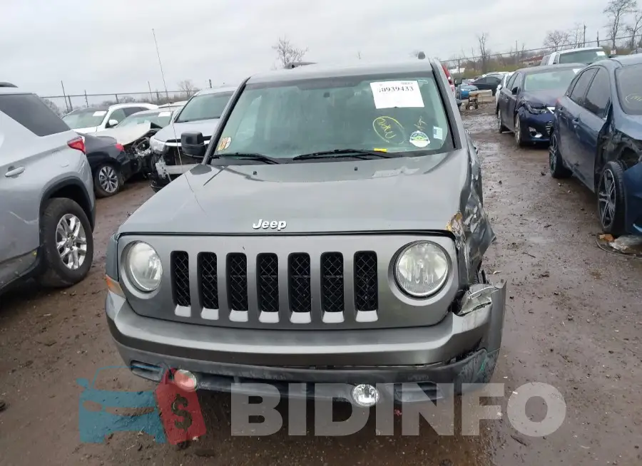1C4NJPBAXED596185 Photo# 12