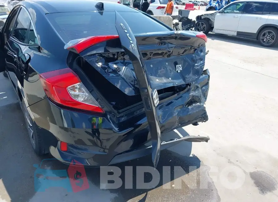 19XFC2F74HE018070 Photo# 6