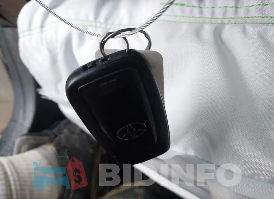 JTNKHMBX6M1112753 Photo# 11