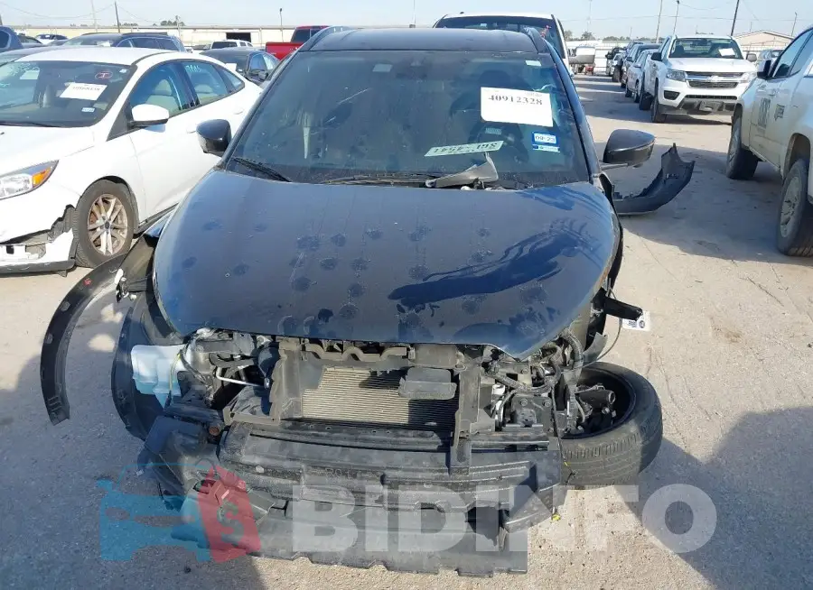 3N1CP5DV4ML476534 Photo# 13