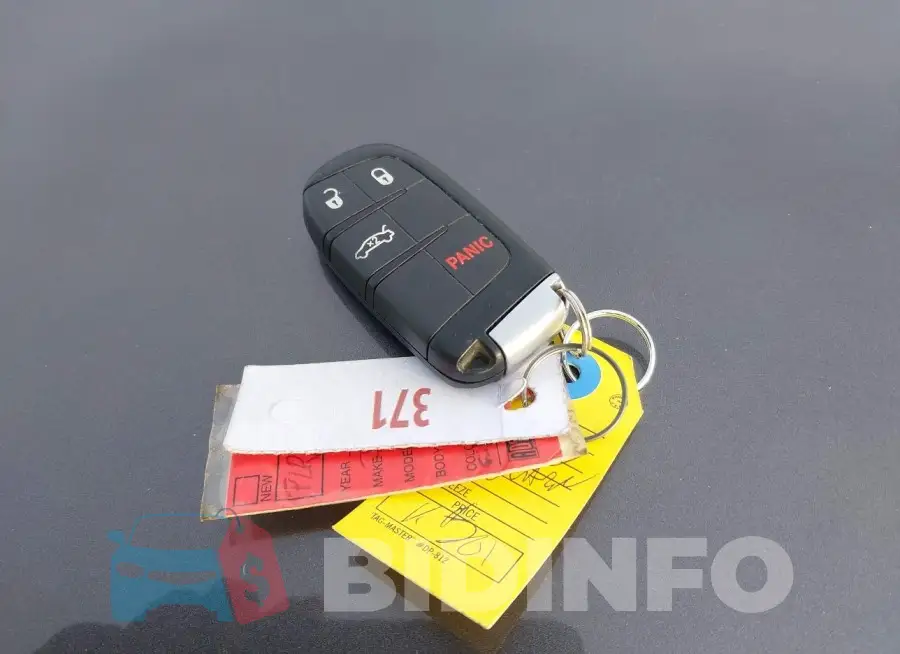 2C3CDXBG0FH858842 Photo# 11