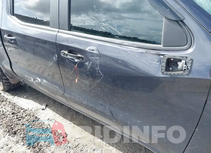 2GCUDEEDXP1118814 Photo# 17