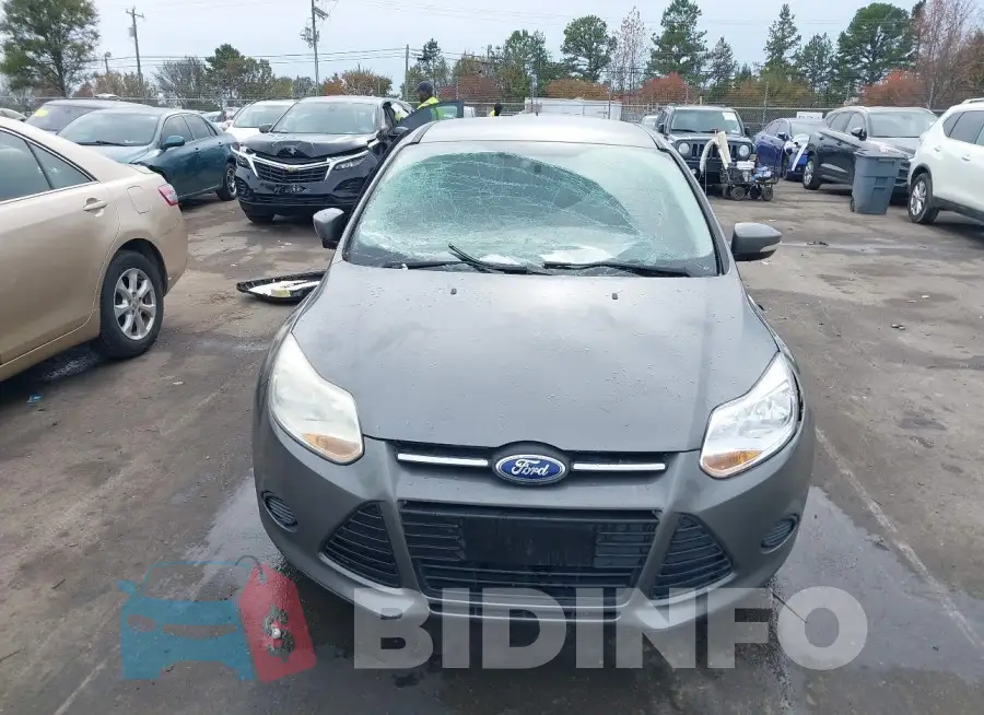1FADP3F22EL408910 Photo# 12