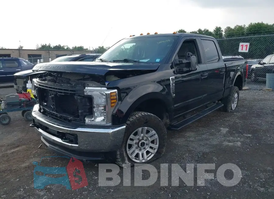 1FT7W2B67JEB94122 Photo# 2