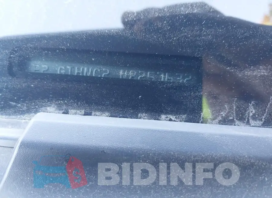 JF2GTHNC2N8257632 Photo# 17