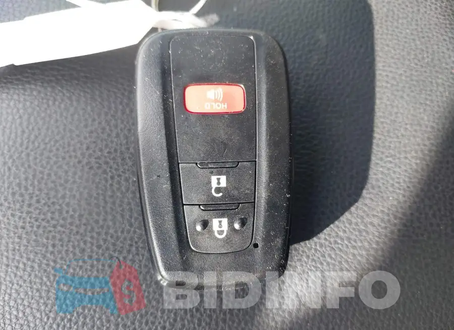 2T3P1RFV8MW143024 Photo# 11