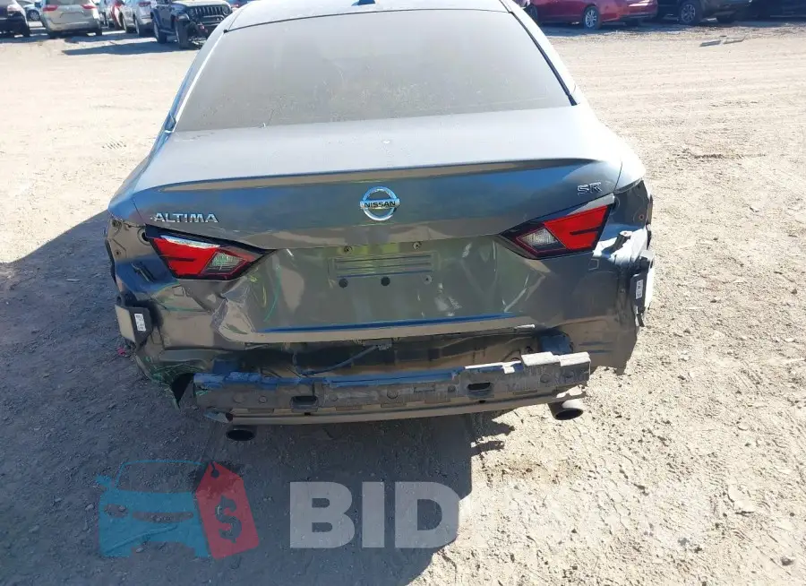 1N4BL4CV3KC100597 Photo# 6
