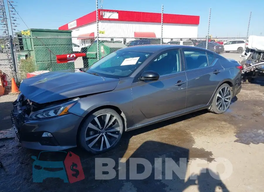 1N4BL4CV6MN303944 Photo# 2