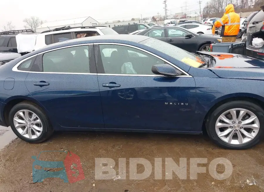 1G1ZD5ST7KF202231 Photo# 13