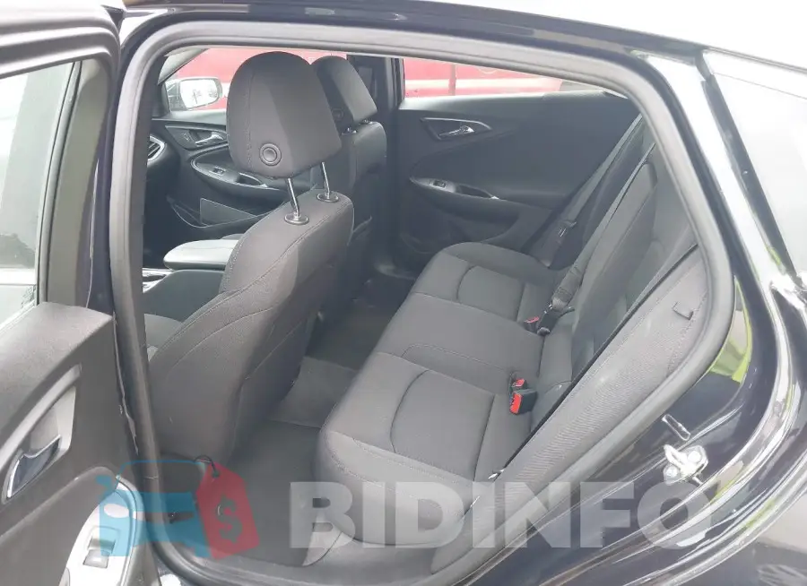 1G1ZD5ST8PF182675 Photo# 8